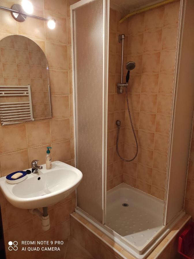 Privat Alma Apartment โนวาเลสนา ภายนอก รูปภาพ